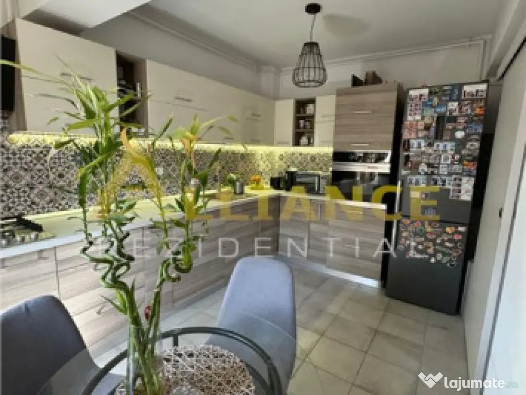 3 CAMERE METALURGIEI 72MP 