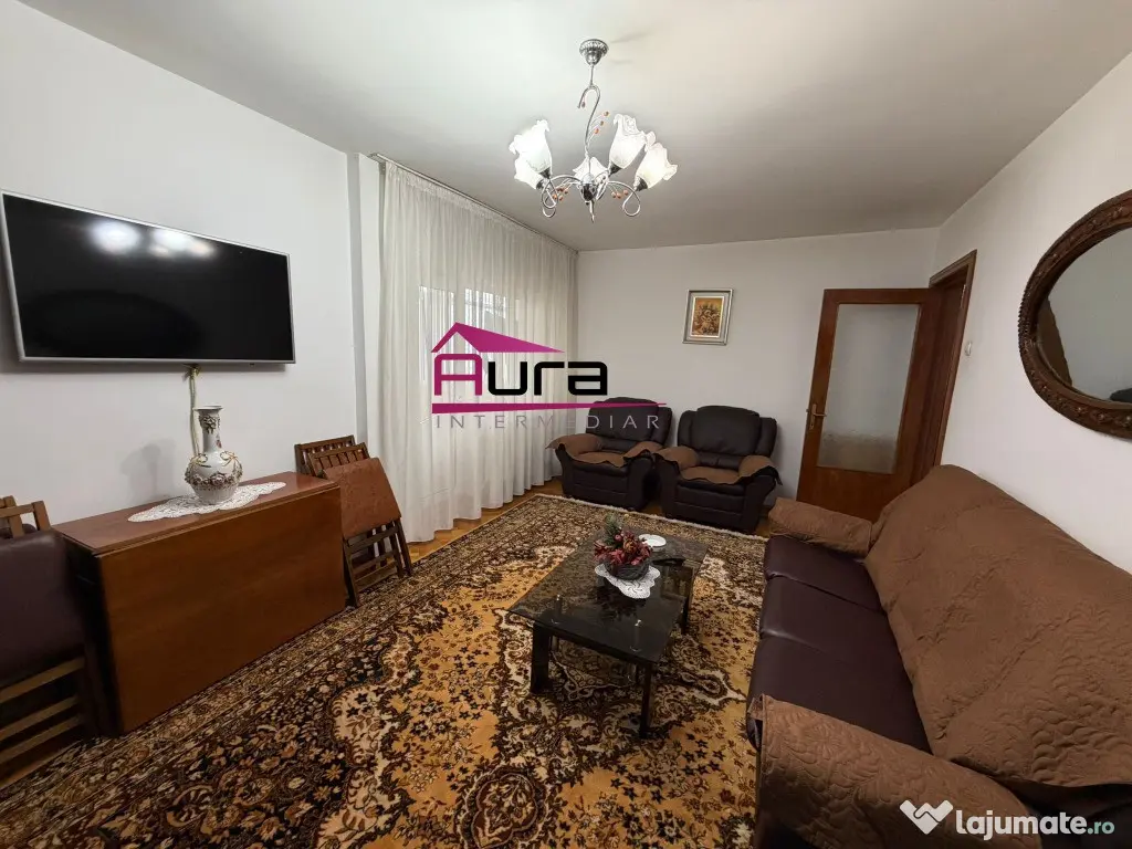 Inchiriez apartament 4 camere zona Victoriei 