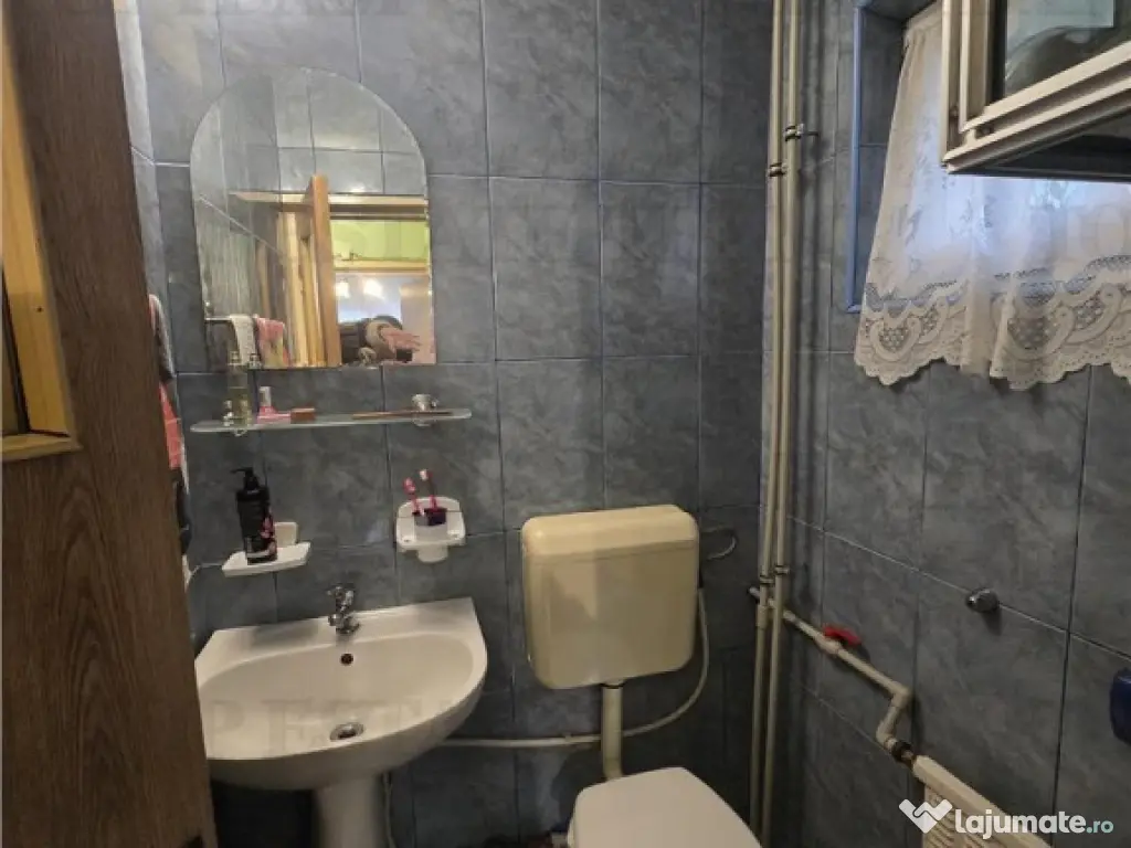 Apartament 3 camere Pacii 