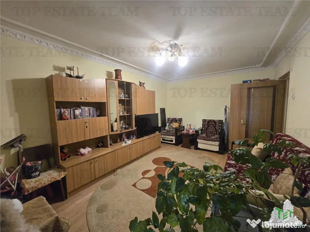 Apartament 3 camere Pacii 