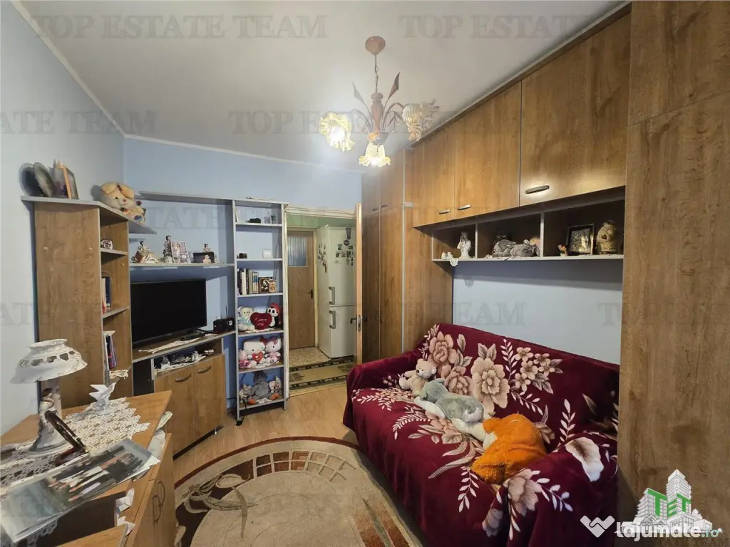 Apartament 3 camere Pacii 