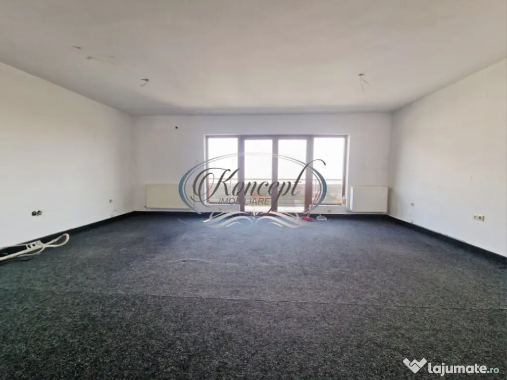 Apartament spatios si cu loc de parcare in Andrei Muresanu 