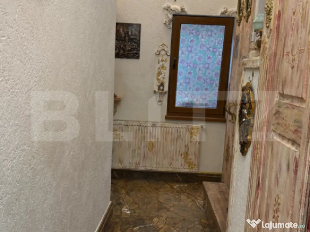 Apartament 3 camere, decomandat, incalzire pardoseala, 2 bai 