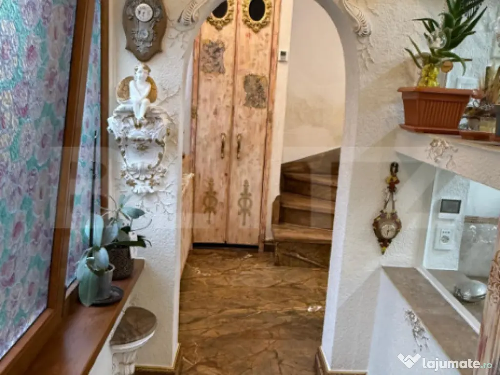 Apartament 3 camere, decomandat, incalzire pardoseala, 2 bai 