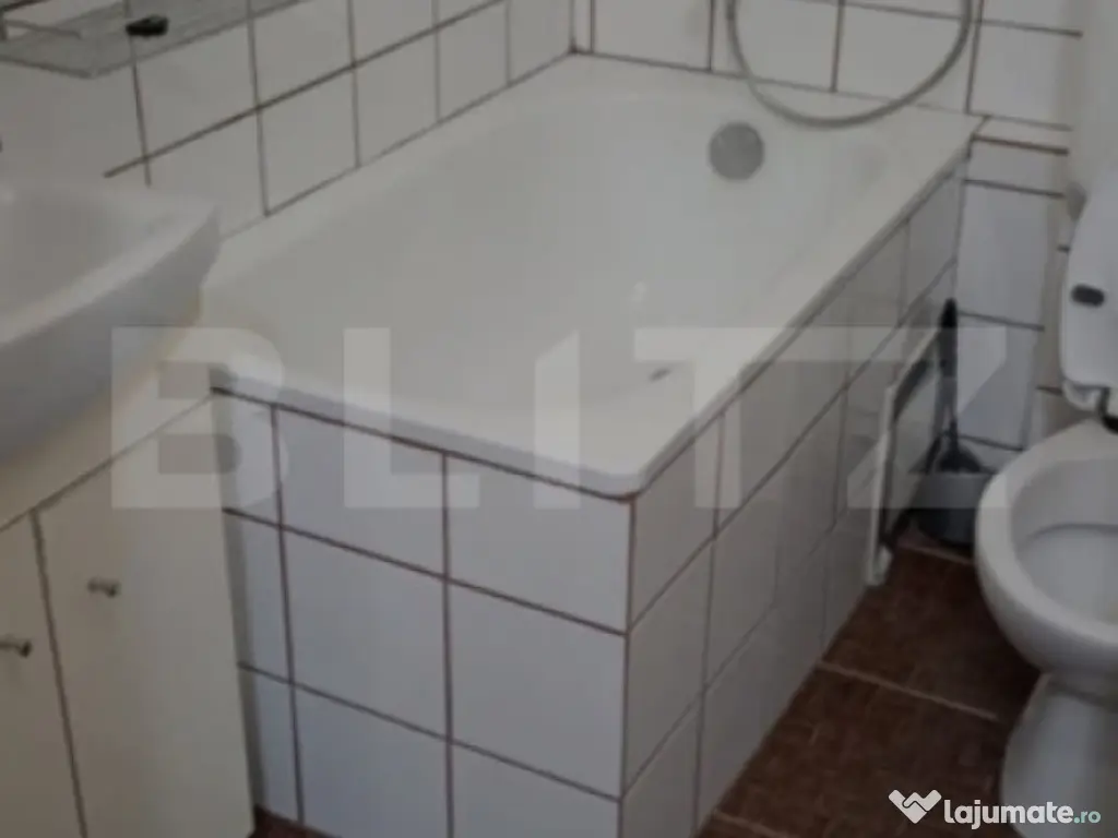 Apartament de vanzare 2 camere,36 mp, zona Carpati 1 Satu Ma 