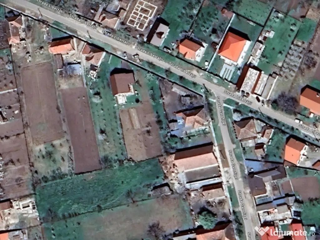 Vand teren intravilan in suprafata de 900 mp Santana ID: 44636