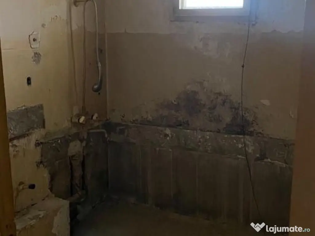 4 camere decomandat Tineretului, 89,3 mp, etaj 8/8 