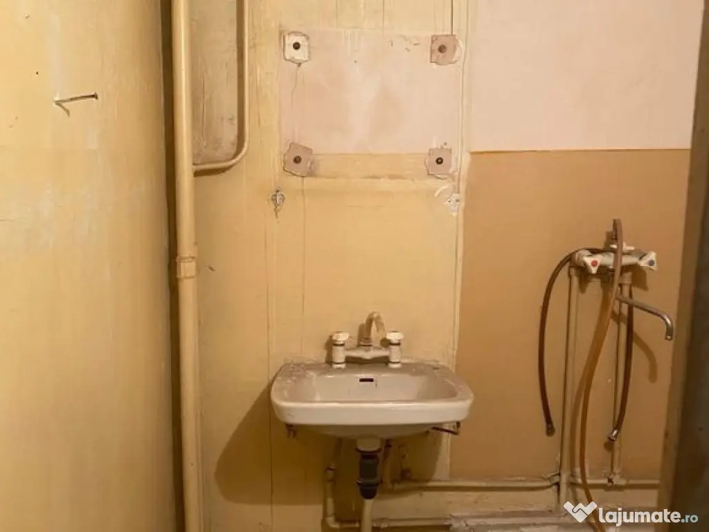 4 camere decomandat Tineretului, 89,3 mp, etaj 8/8 