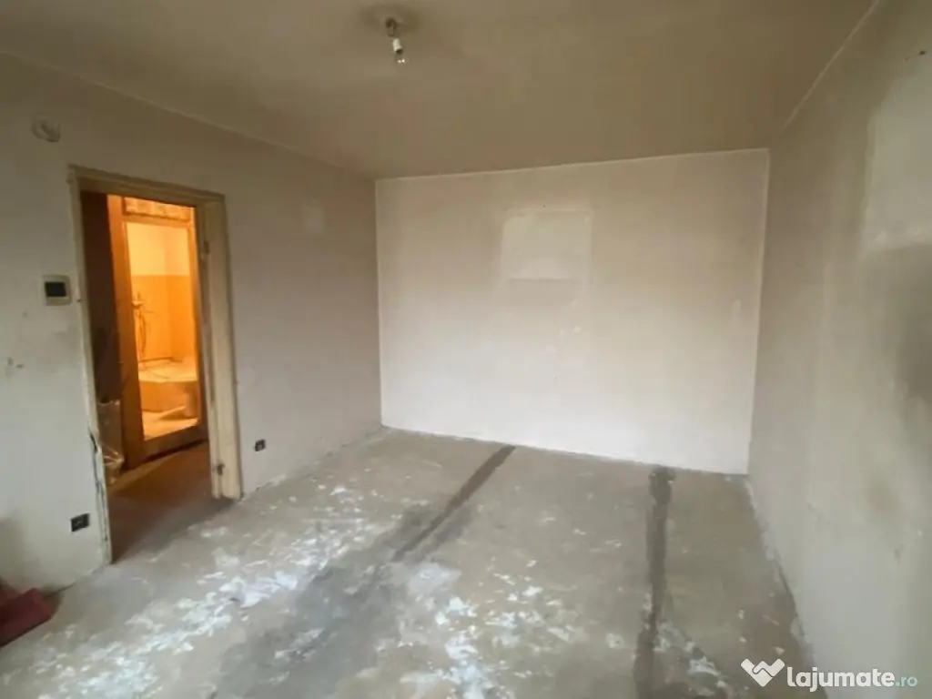 4 camere decomandat Tineretului, 89,3 mp, etaj 8/8 