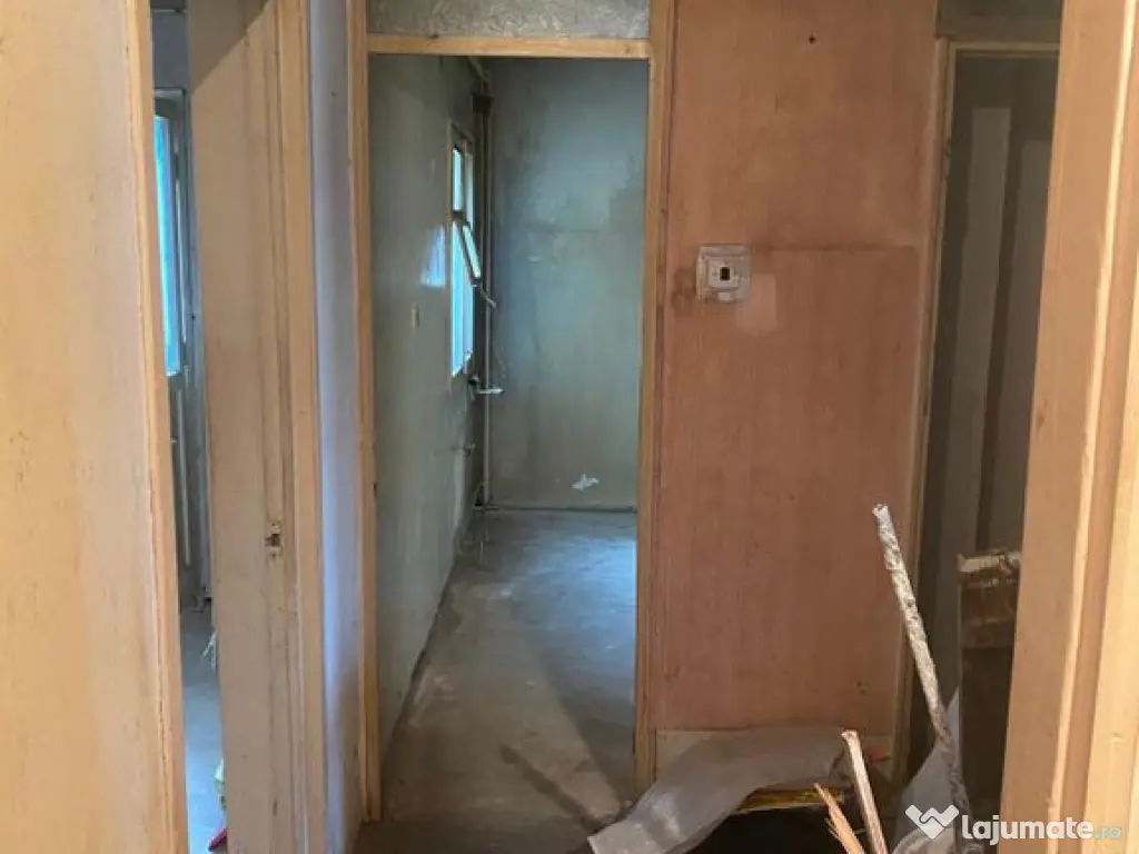 4 camere decomandat Tineretului, 89,3 mp, etaj 8/8 