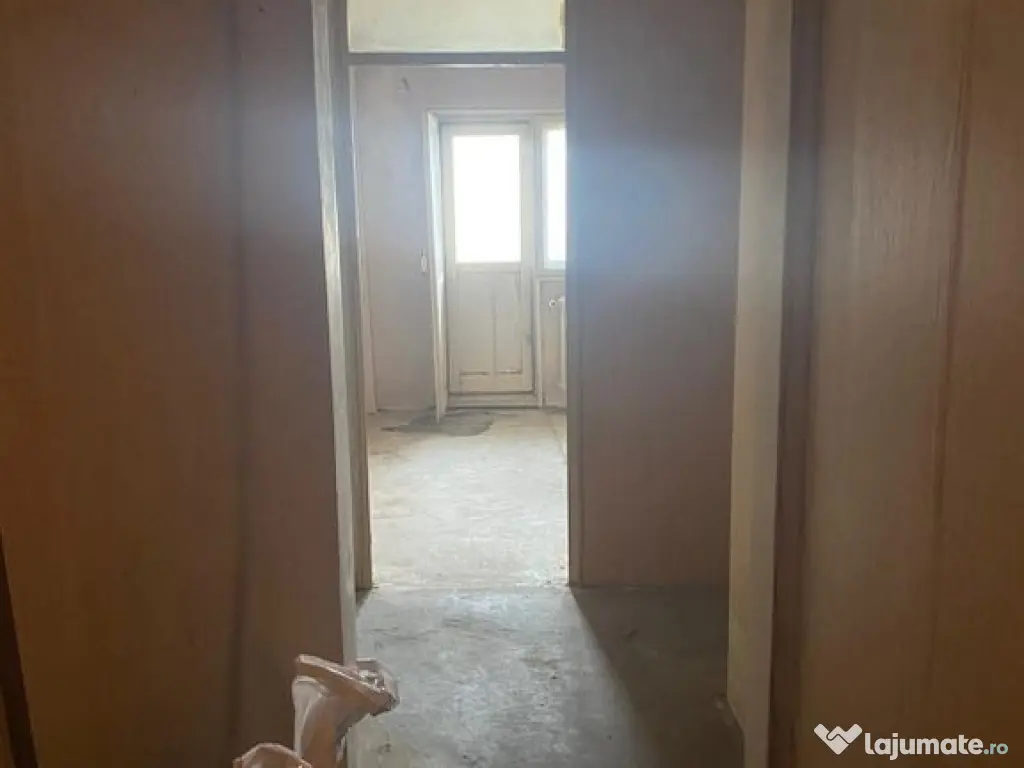 4 camere decomandat Tineretului, 89,3 mp, etaj 8/8 