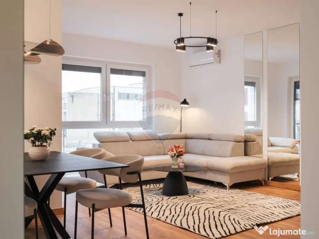 Apartament modern 3 camere, prima închiriere, loc parcar...