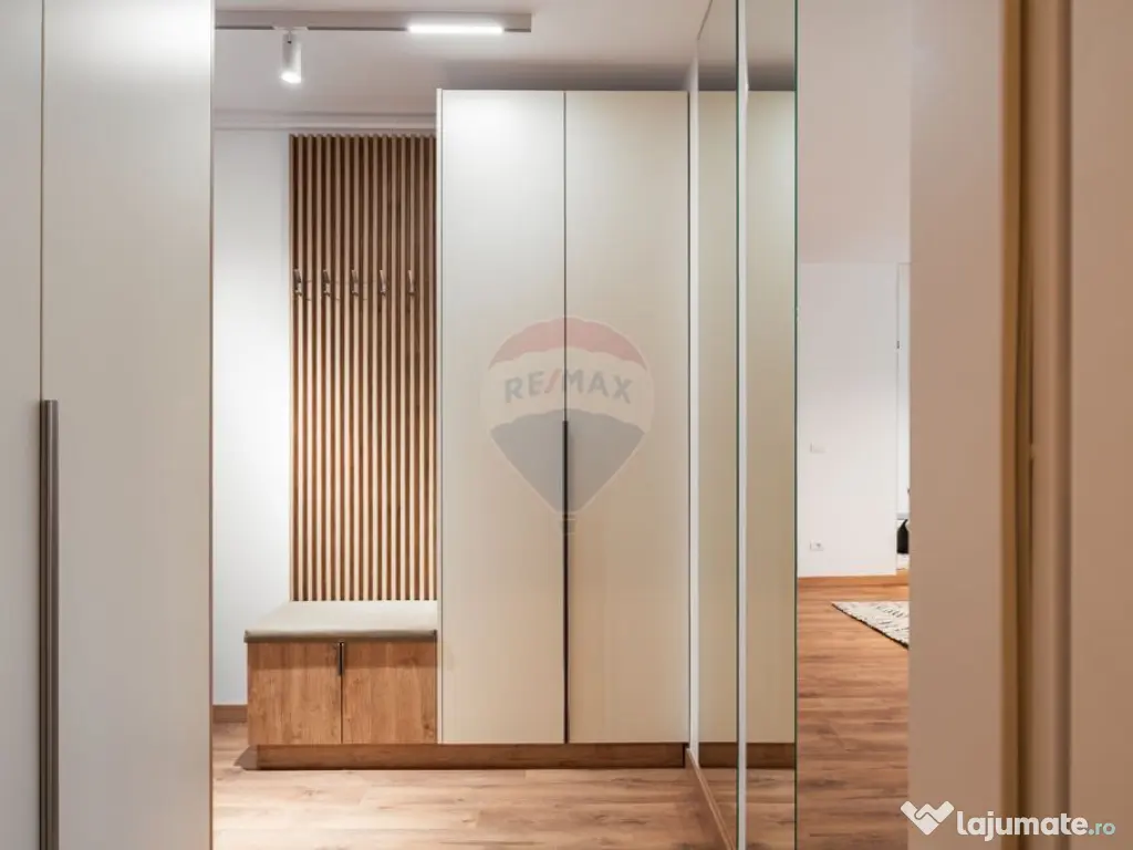 Apartament modern 3 camere, prima închiriere, loc parcar... 