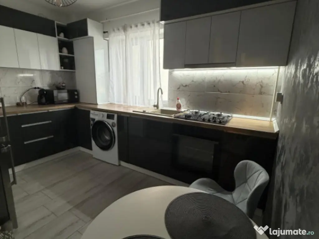 Garsoniera, 51 mp, zona Rovine 