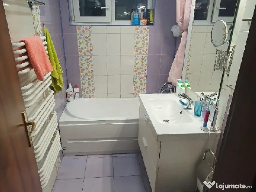 Apartament 3 camere zona ASTRA,zona Pietei, 