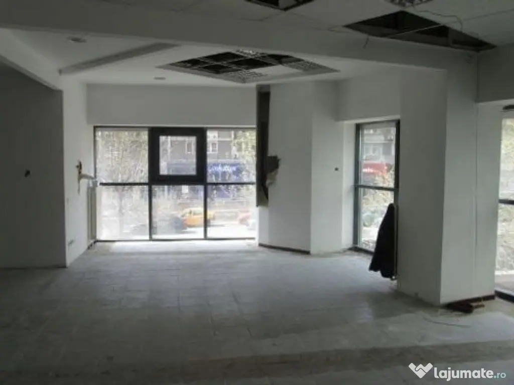 Piata Unirii 800mp (S+P+M) Vad comercial Stradal 