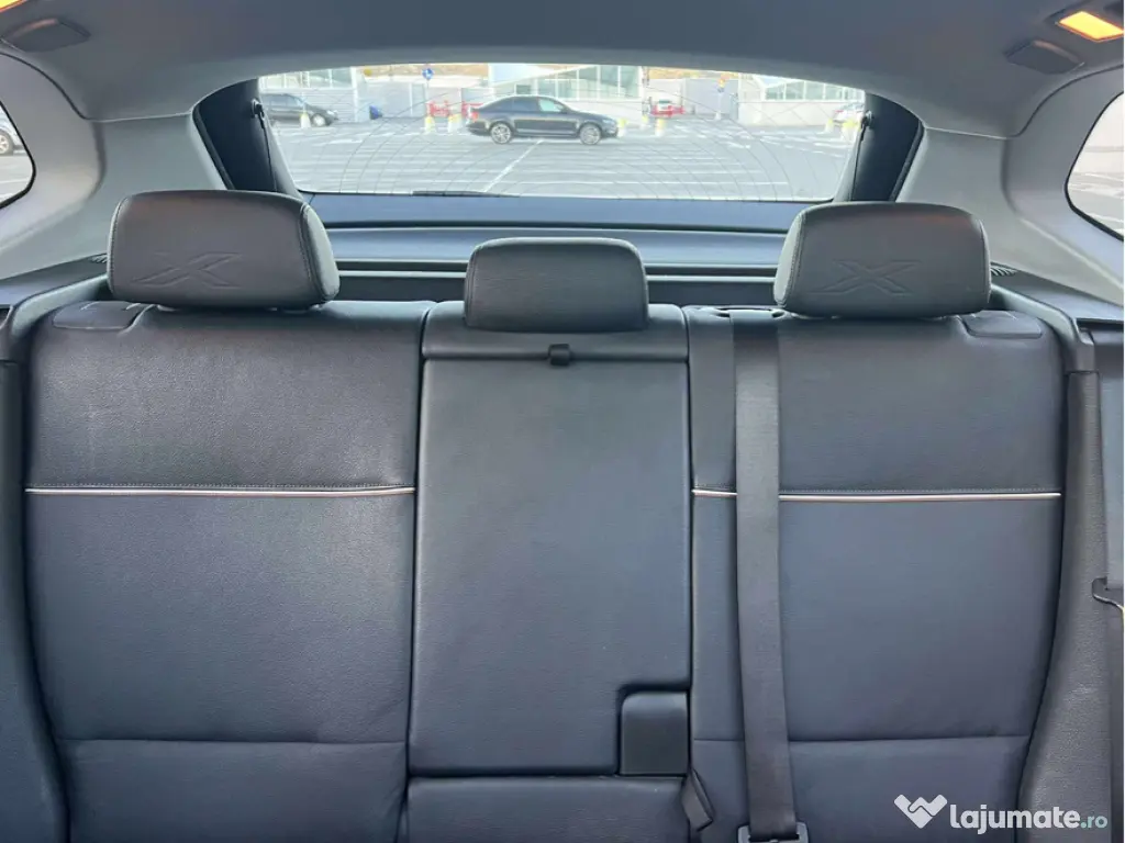 BMW x1 xdrive x-line 2.0 