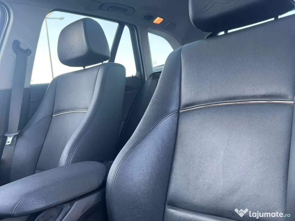 BMW x1 xdrive x-line 2.0 