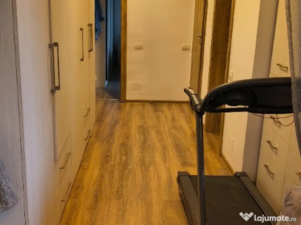Vând apartament 2 camere Bucuresti o statie de masina de valea Oltului