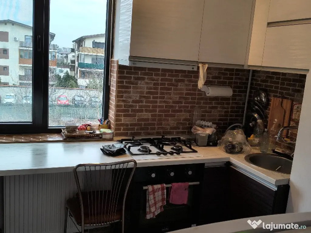 Vând apartament 2 camere Bucuresti 