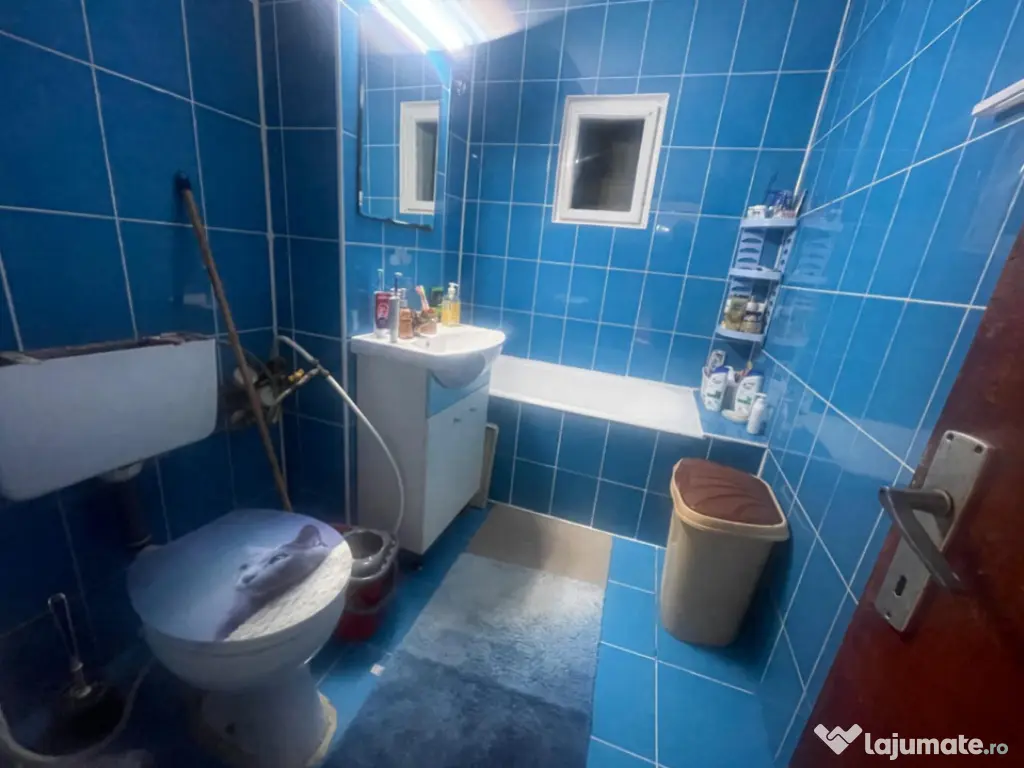 Apartament 2 camere, 54 mp, zona Craiovita Noua 