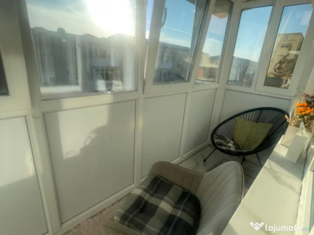 Apartament 2 camere, 54 mp, zona Craiovita Noua 