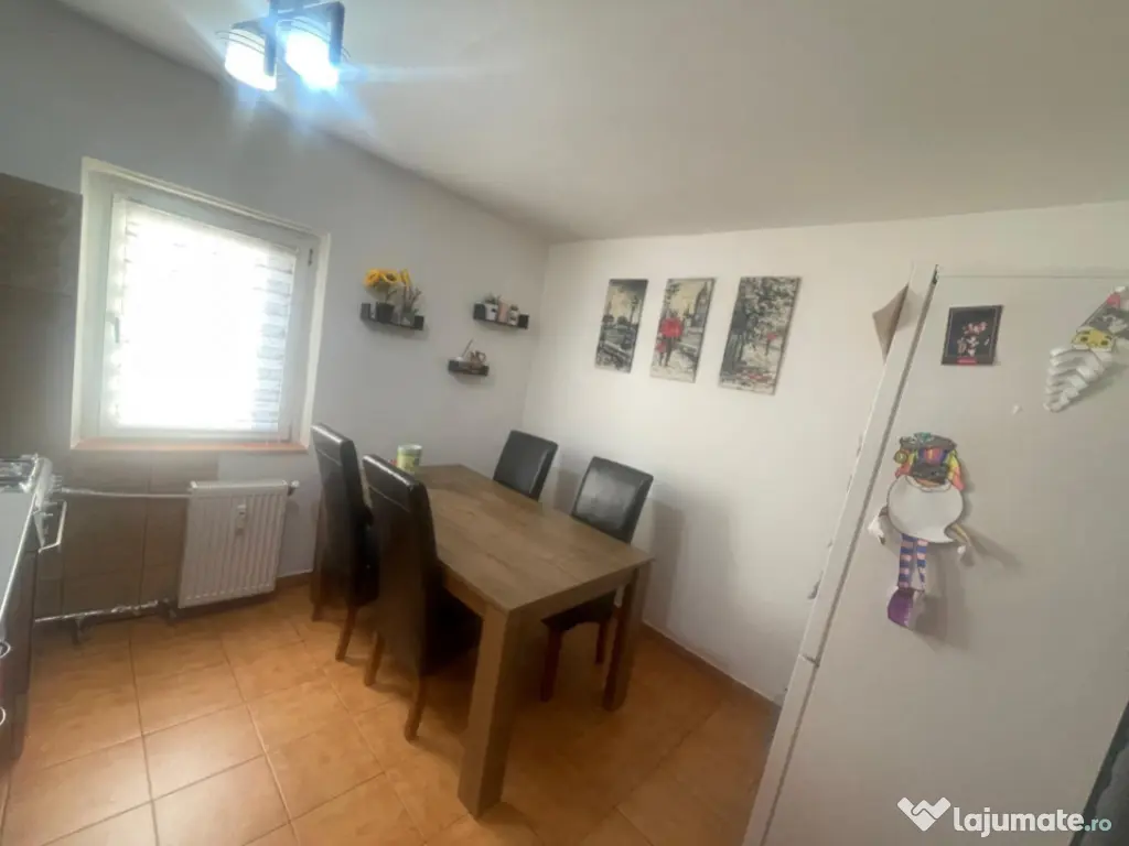 Apartament 2 camere, 54 mp, zona Craiovita Noua 