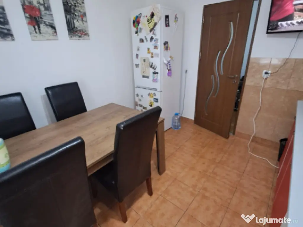 Apartament 2 camere, 54 mp, zona Craiovita Noua 