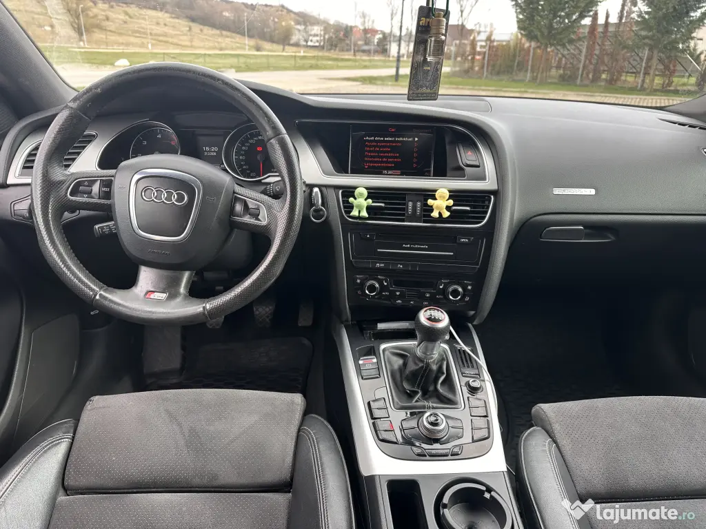 Vând Audi A5 quattro 