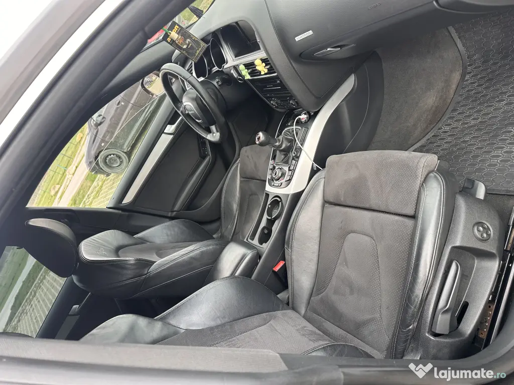 Vând Audi A5 quattro 
