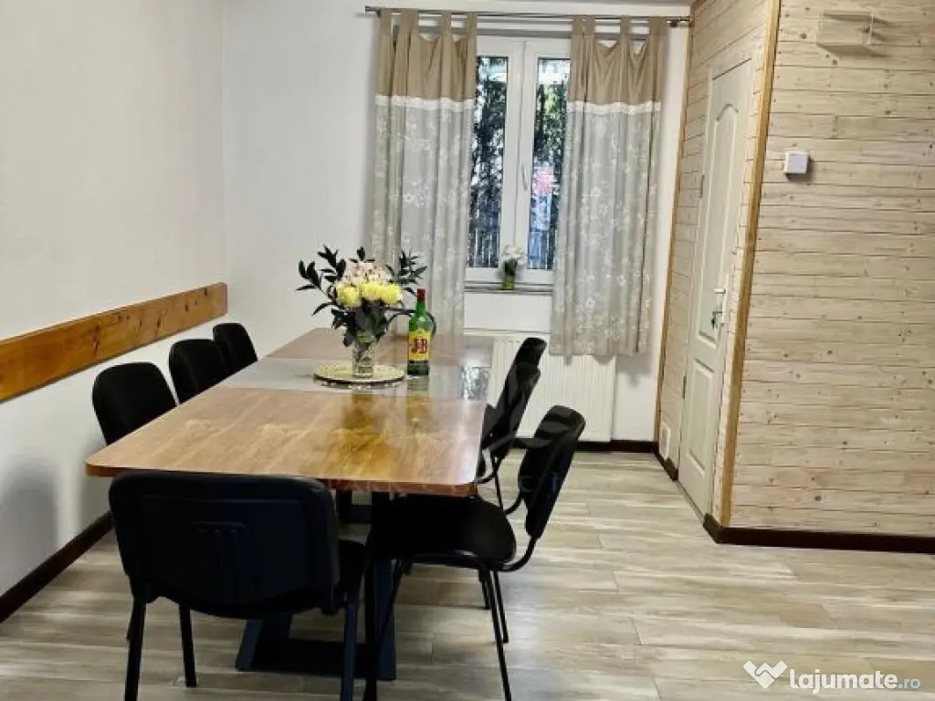 VILA CARTIER ZAMORA//BUSTENI 