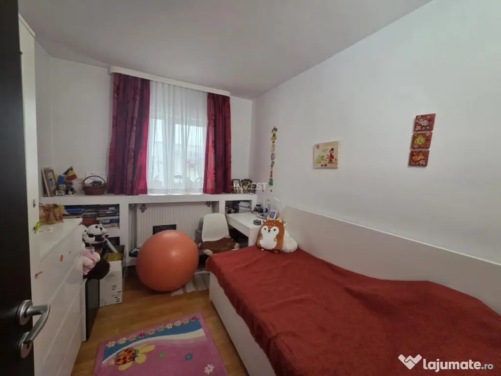 Apartament 3 camere- zona Zimbru 