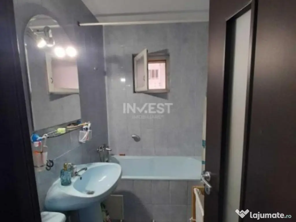 Apartament 3 camere- zona Dacia 