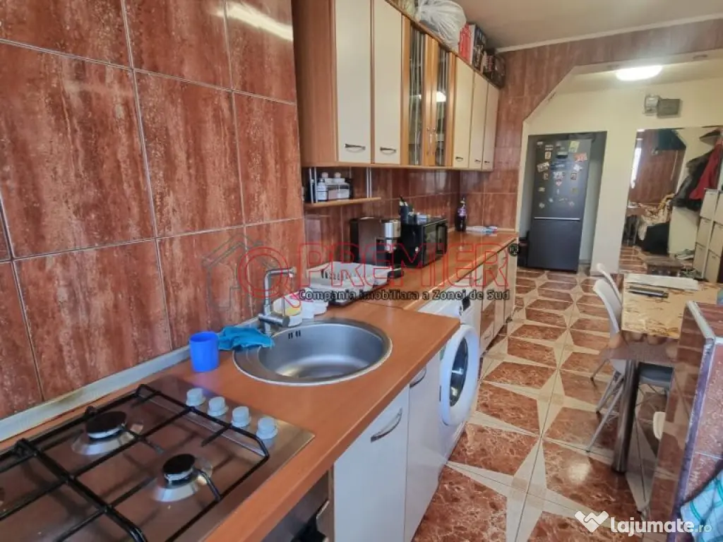 Str. Măriuca – Apartament 3 camere - lângă metrou 