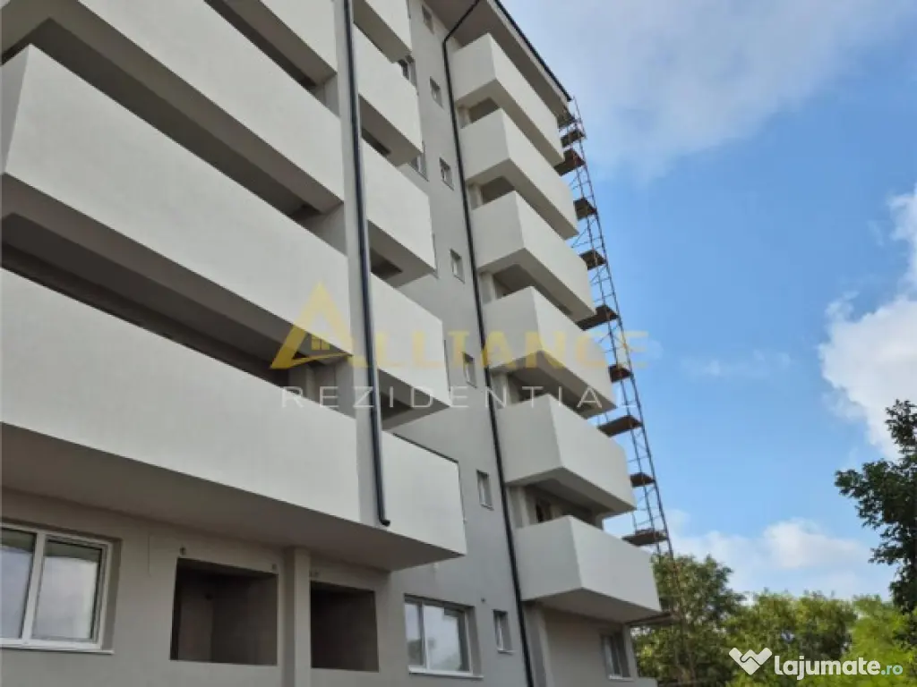 Grand Arena Mall /Ap cu 2 Cam Decomandat 