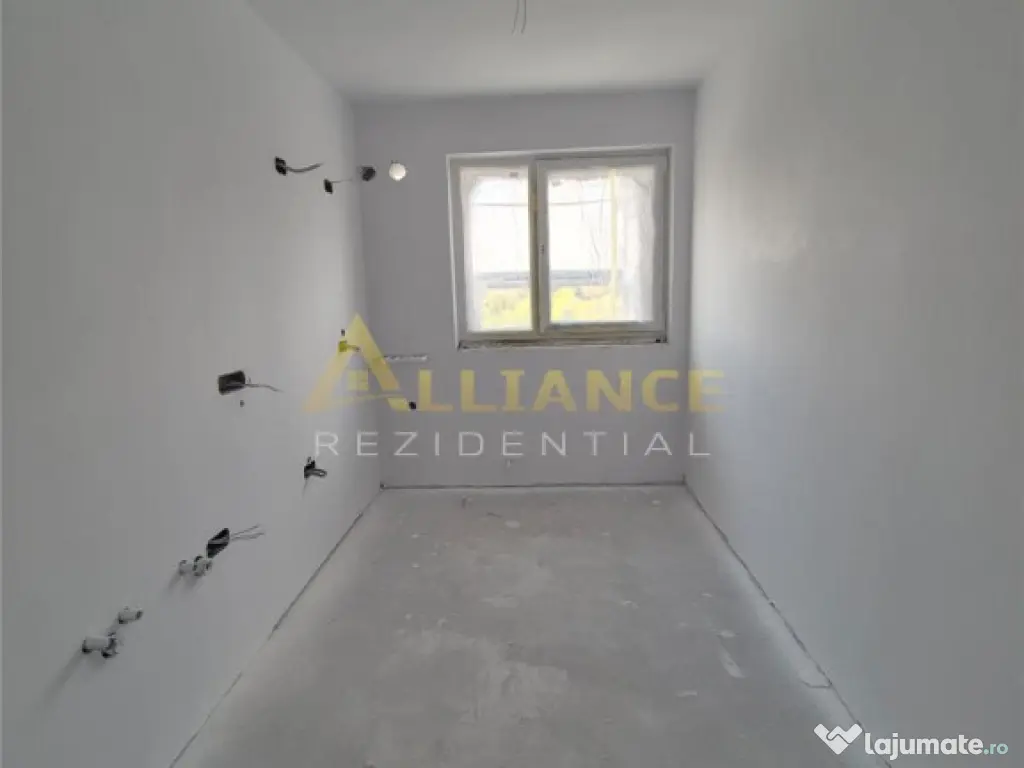 Grand Arena Mall /Ap cu 2 Cam Decomandat 