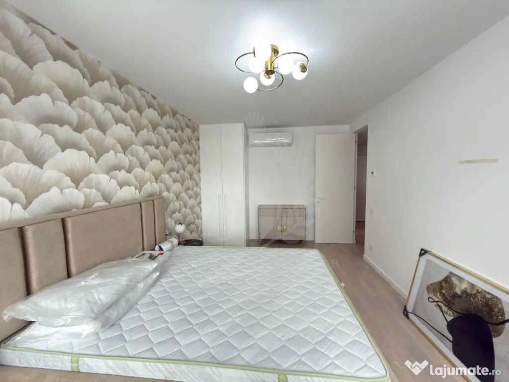 2 CAMERE //BUCEGI 12 // CENTRAL 