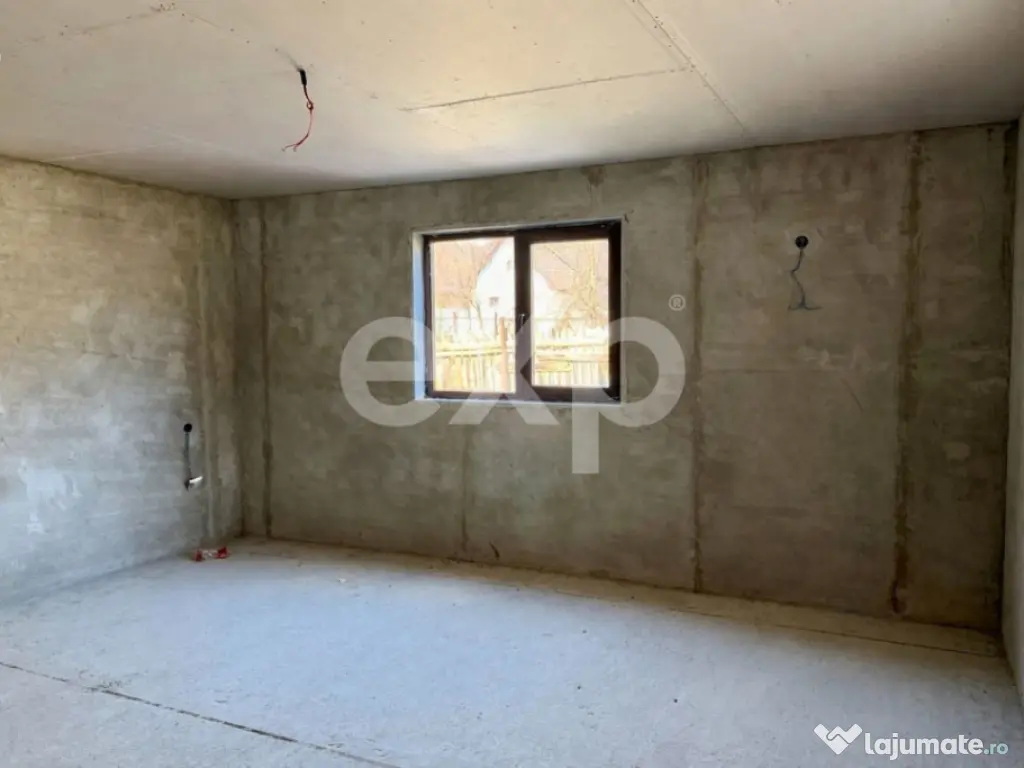 Casă / Vilă cu 3 camere de vânzare, Buhoci, jud Bacău 