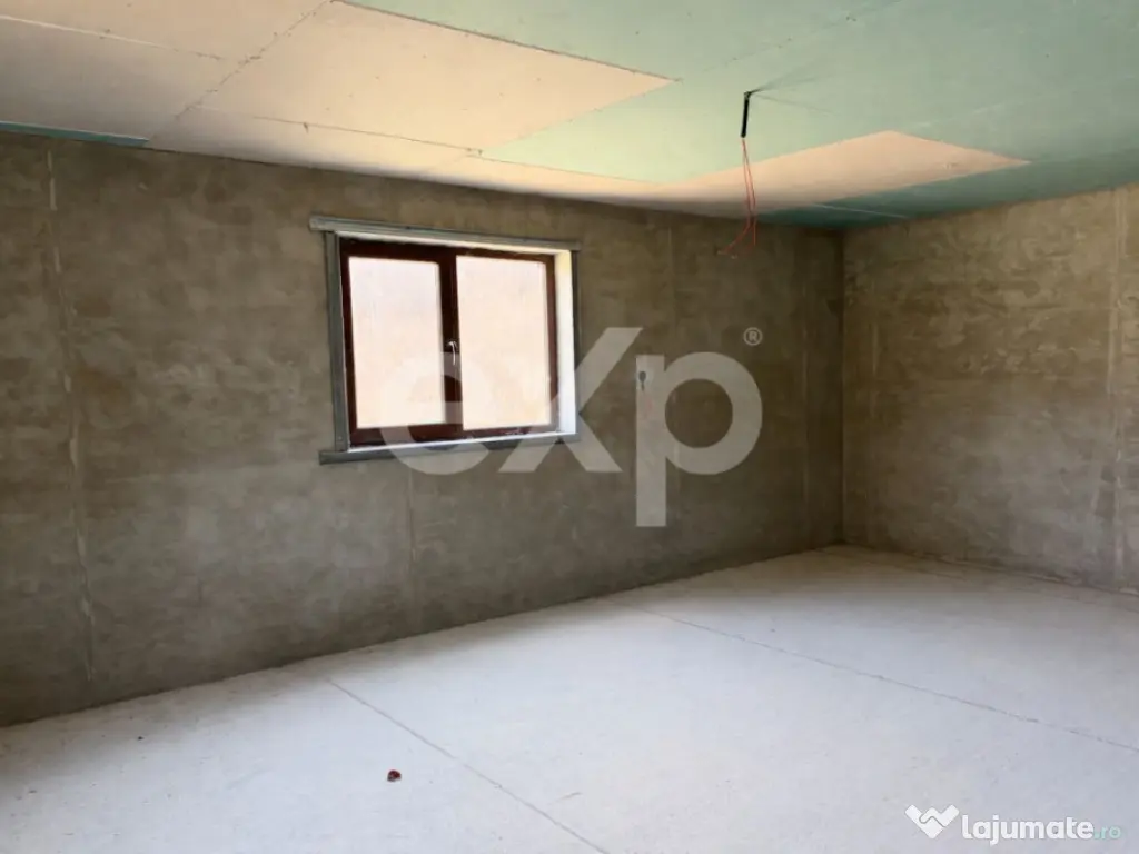 Casă / Vilă cu 3 camere de vânzare, Buhoci, jud Bacău 