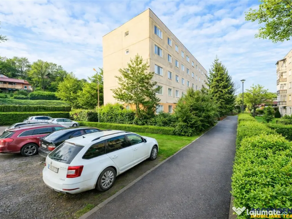 LIVE! Camin decomandat,4 camere,2 bai, conditii apreciabile, 