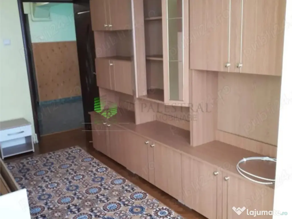 Apartament 2 camere Racadau,decomandat ,bl vila,124500 Euro 