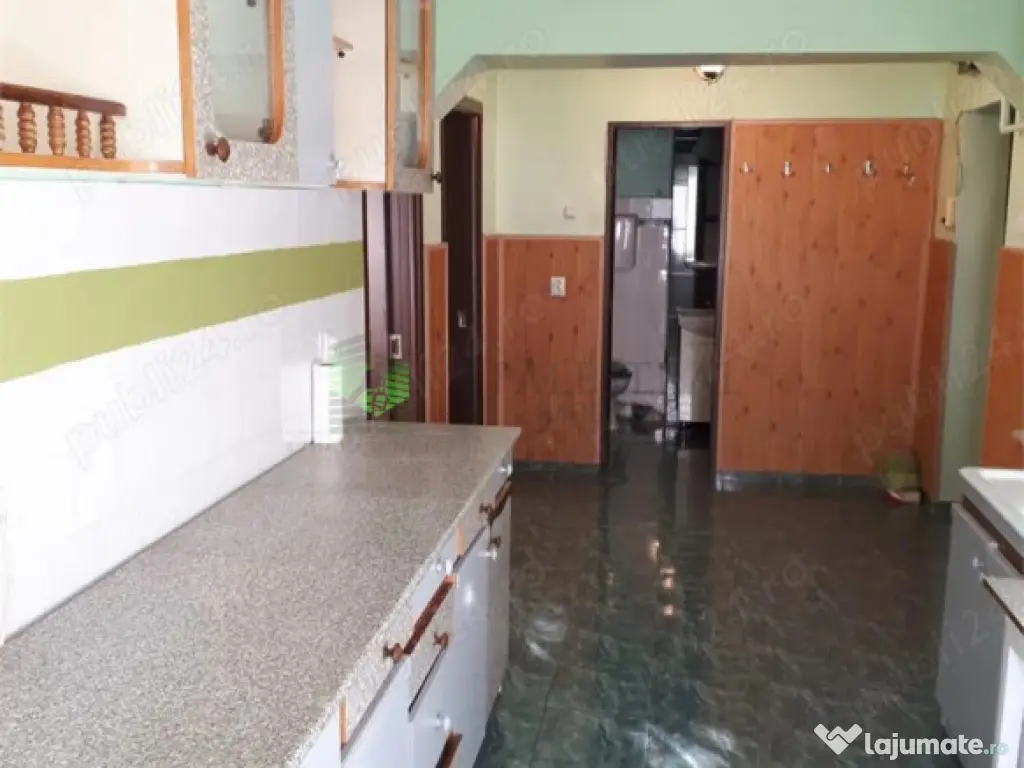 Apartament 2 camere Racadau,decomandat ,bl vila,124500 Euro 