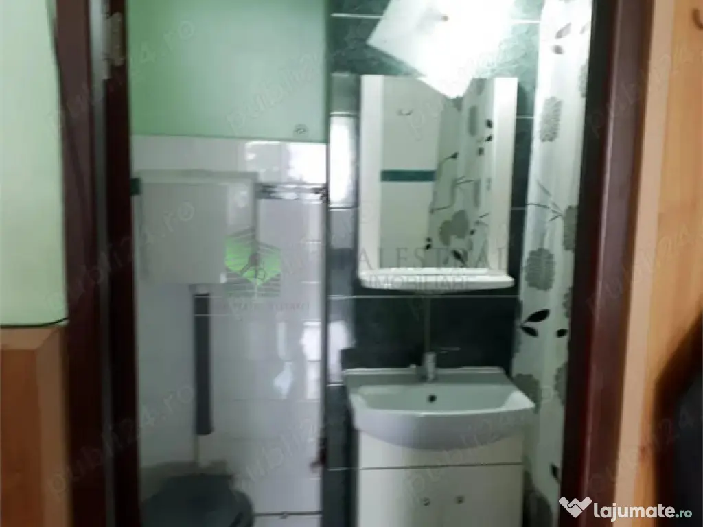 Apartament 2 camere Racadau,decomandat ,bl vila,124500 Euro 