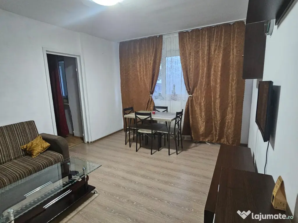 Apartament de inchiriat