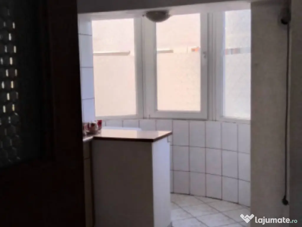 Decebal | Garsoniera | 44mp | 420 euro 