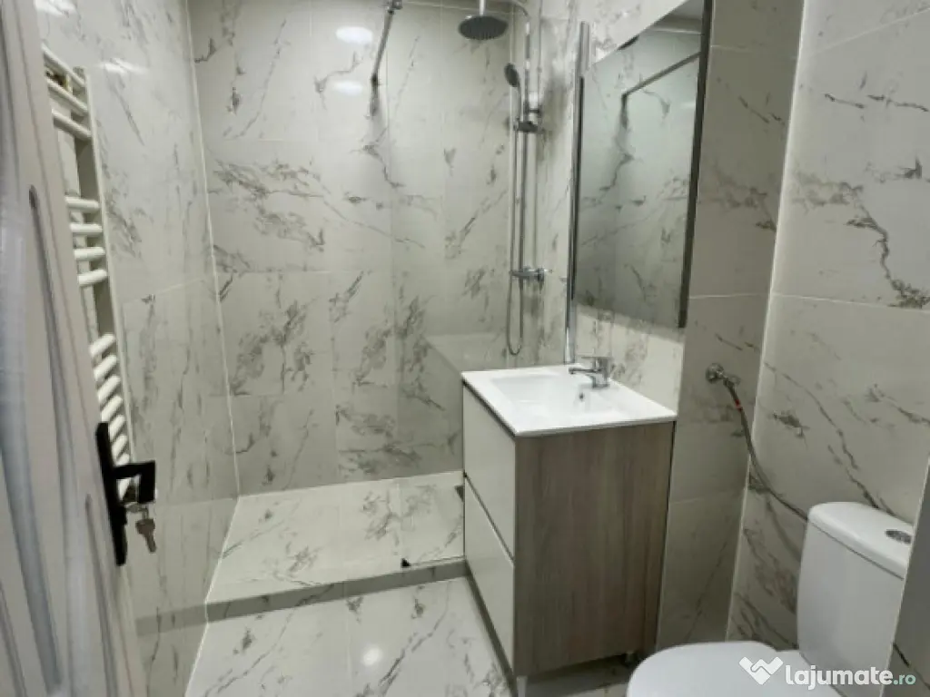 Apartament de vanzare, 47 mp, zona Central 