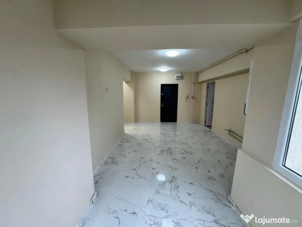 Apartament de vanzare, 47 mp, zona Central 