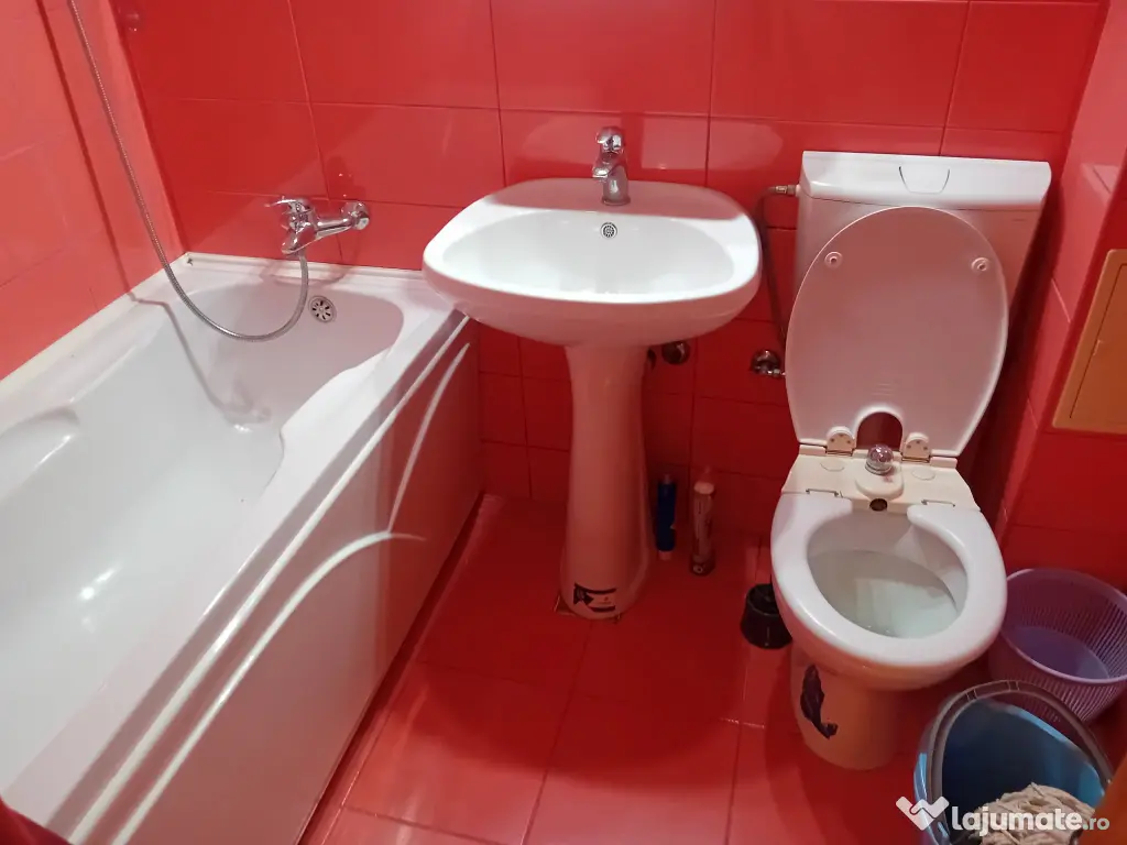 Ap 2 Cam Posta Maratei 45mp la cheie mobiat utilat renovat centrala