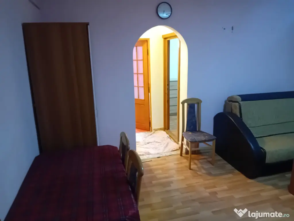 Ap 2 Cam Posta Maratei 45mp la cheie mobiat utilat renovat centrala