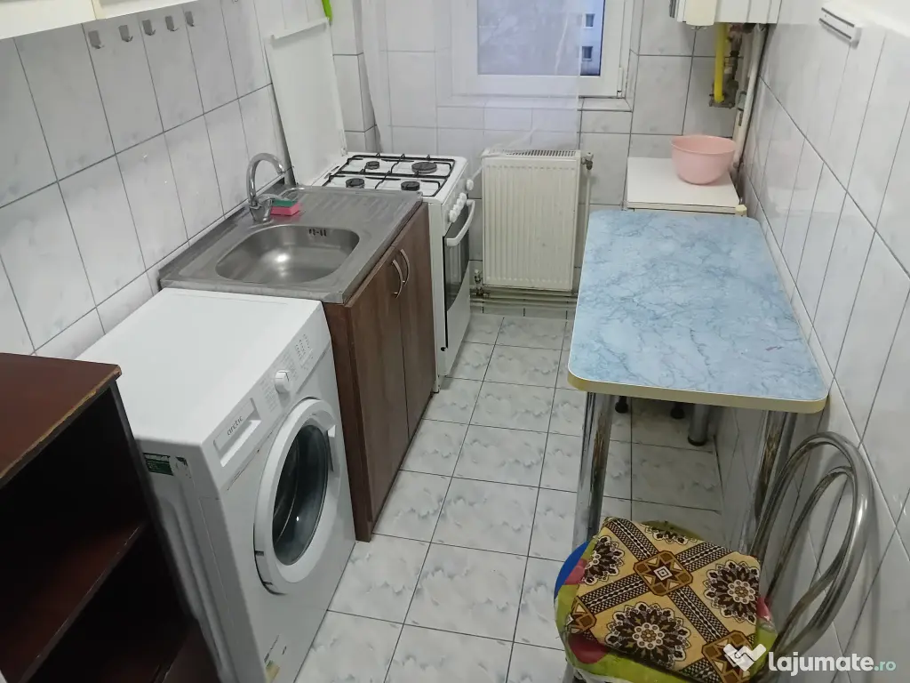 Ap 2 Cam Posta Maratei 45mp la cheie mobiat utilat renovat centrala